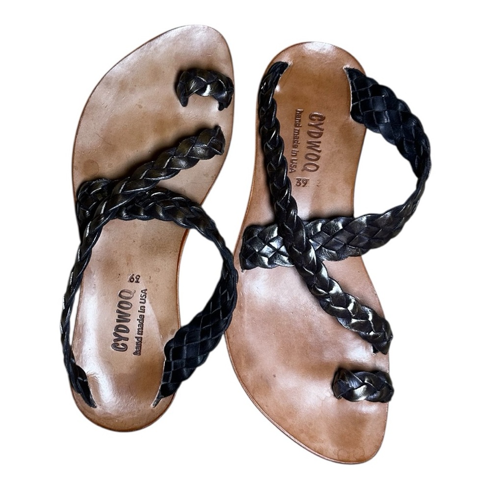 Cydwoq Women’s Black Braided Leather Toe-Loop Sandals